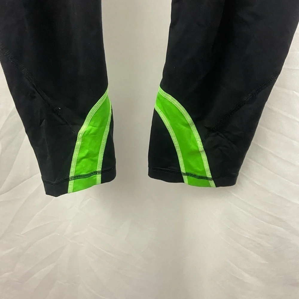 Lululemon Cropped Leggings Size 6 Black Green Yoga Gym Tights - Picture 3 of 8